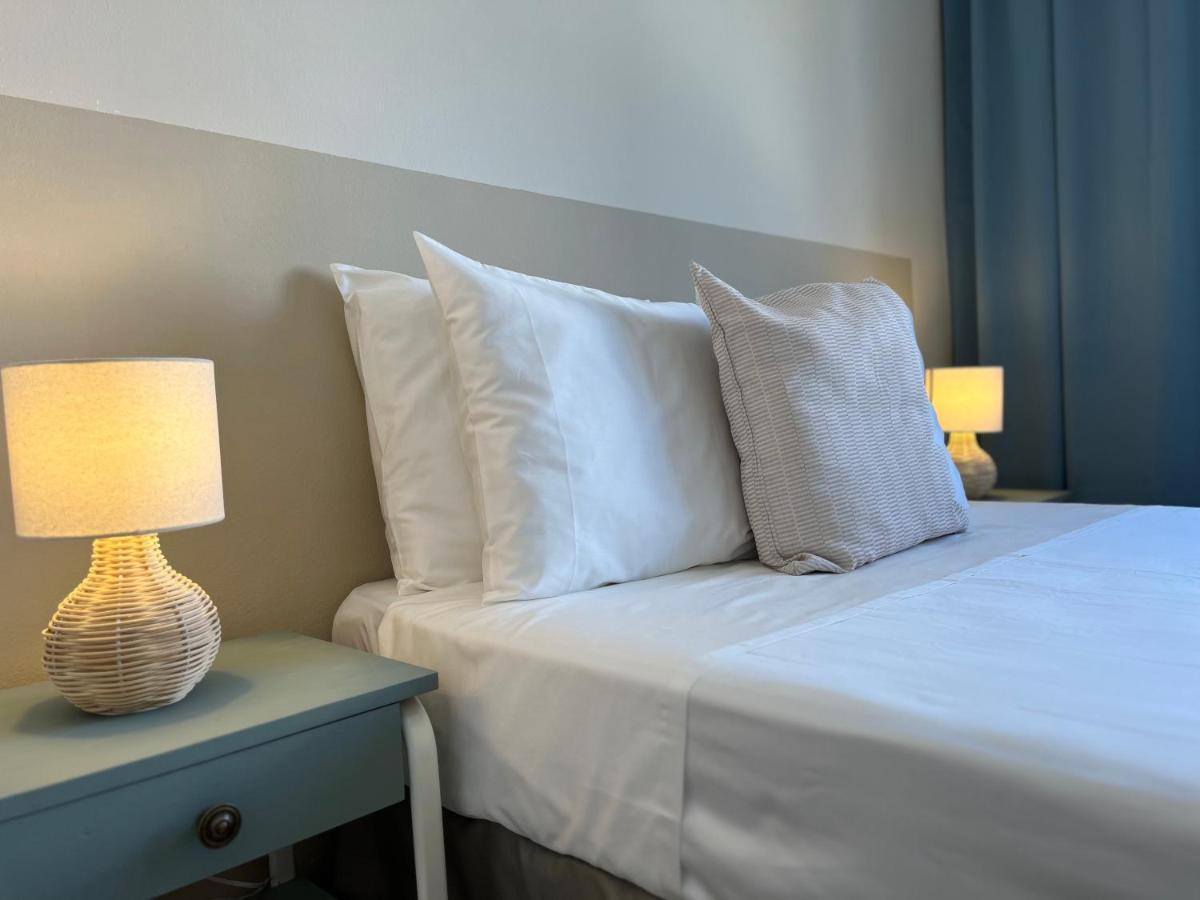 Calma Marina Roses Apartment Luaran gambar